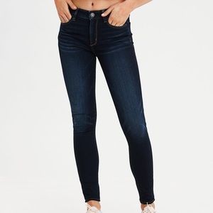 AE Low-Waisted Skinny Jeans